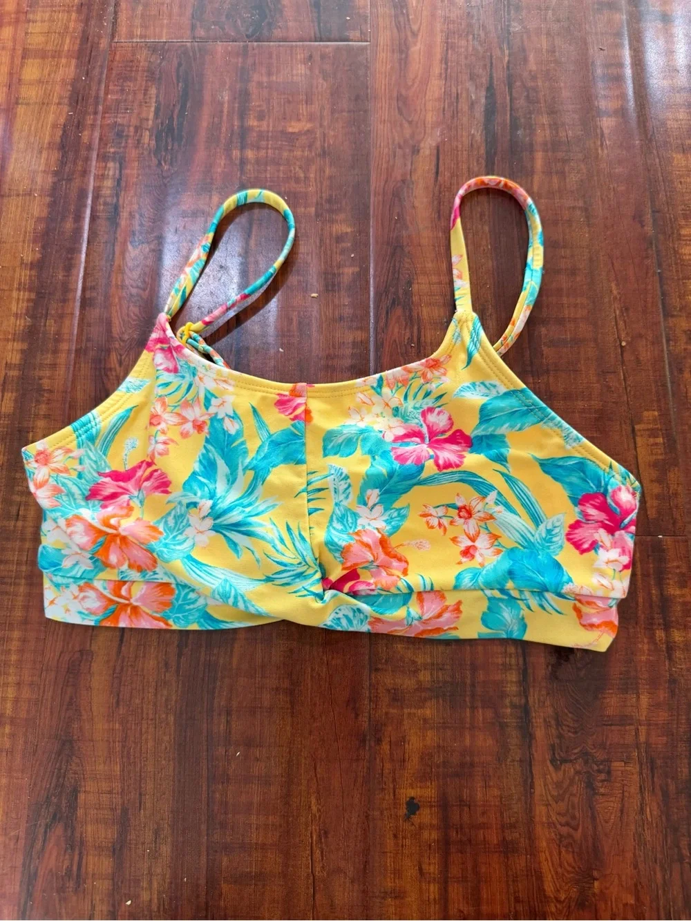 art class Yellow Floral-Trim Swim Top